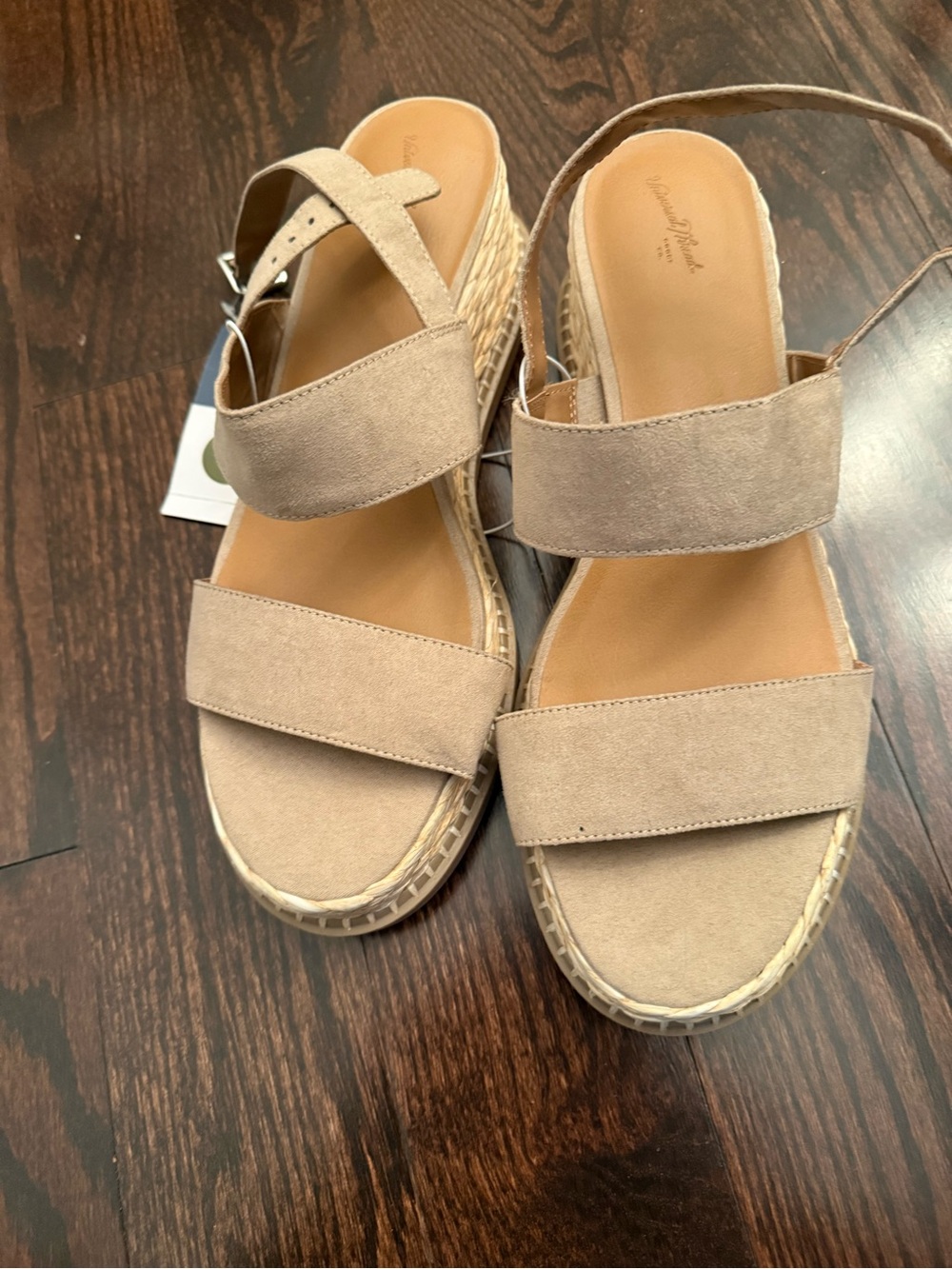 Women’s Beige Espadrille Platform Sandals size 11